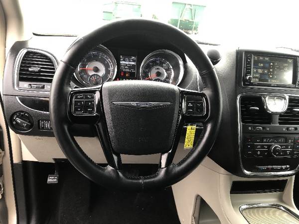 2014 Chrysler Town Country Touring-L - - by dealer for sale in Middleton, WI – photo 10