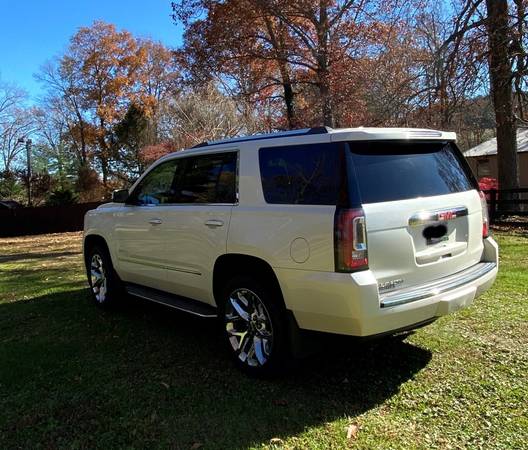 Beautiful 2015 Yukon Denali 4x4 - cars & trucks - by owner - vehicle... for sale in Science Hill, Ky., OH – photo 6