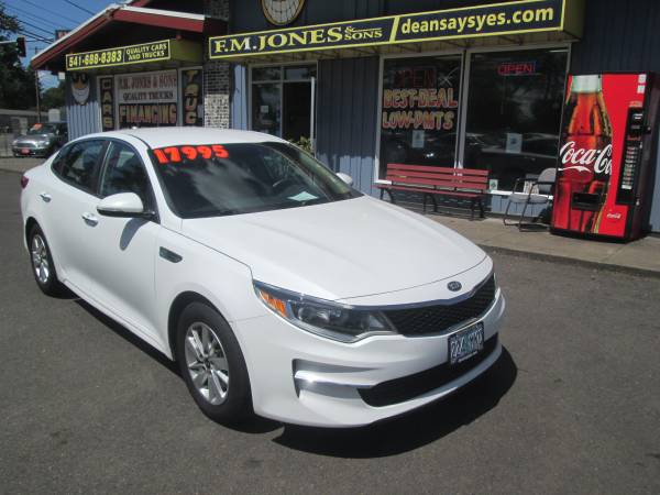 FM jones and Sons 2018 Kia Optima S - - by dealer for sale in Eugene, OR – photo 6