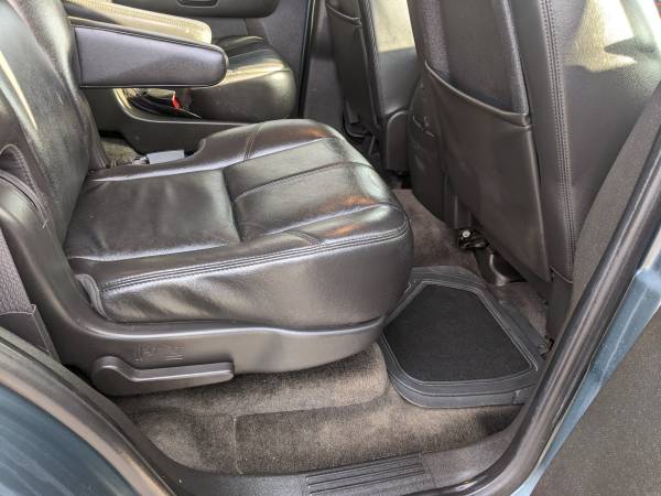 2009 GMC Yukon third row seating - cars & trucks - by owner -... for sale in Brewerton, NY – photo 7