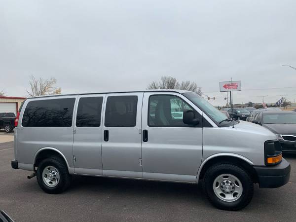 2015 CHEVROLET EXPRESS 2500,LOW MILES,V8 4.8L ENGINE,ONE OWNER,12... for sale in MOORE, OK – photo 6