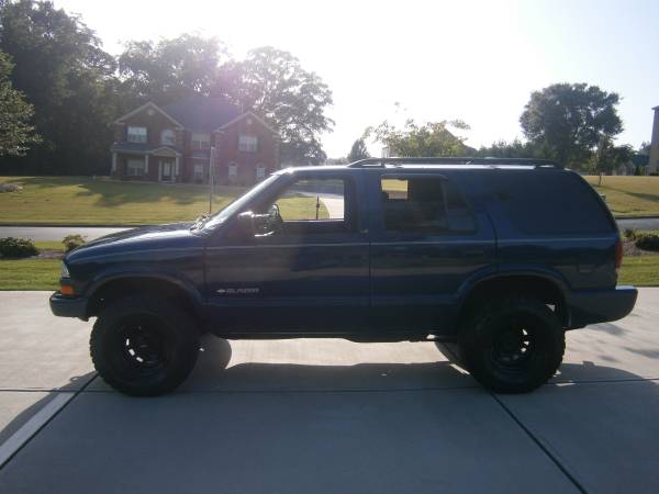 2004 chevrolet blazer 4wd ls 4door (new crate engine with less than for sale in Riverdale, GA – photo 3