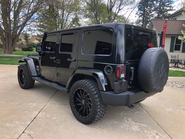 2014 JEEP UNLIMITED SAHARA 4X4 LOADED EXTRAS VERY CLEAN - cars & for sale in Macomb, MI – photo 7