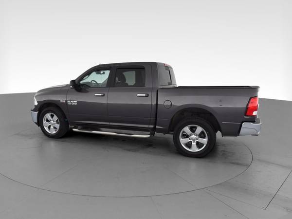 2017 Ram 1500 Crew Cab SLT Pickup 4D 5 1/2 ft pickup Gray - FINANCE... for sale in milwaukee, WI – photo 6