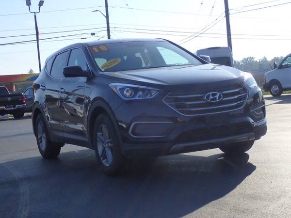 2018 Hyundai Santa Fe 2.4L suv Black for sale in Waterford Township, MI – photo 7