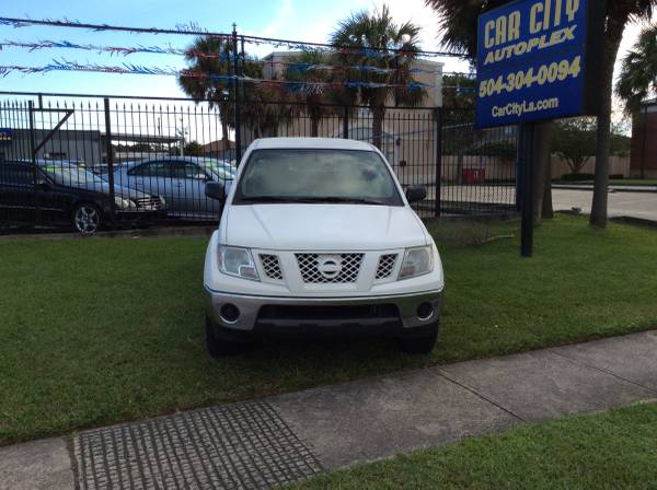 SUPER CLEAN!!! 2010 Nissan Frontier Crew Cab 4WD ***FREE WARRANTY***... for sale in Metairie, LA – photo 2