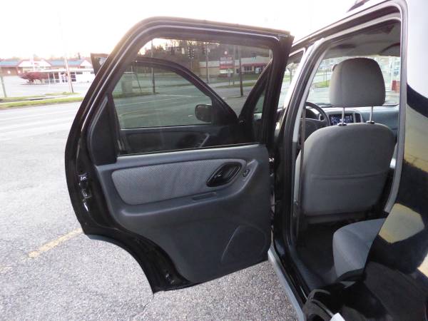 2007 Ford Escape Hybrid*RUNS NICE*CLEAN*90DAYS WRNTY*LOW MILES* -... for sale in Roanoke, VA – photo 14