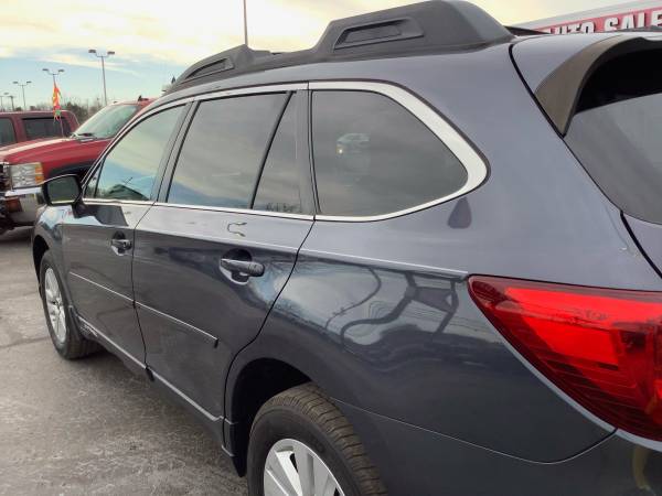 Clean! 2015 Subaru Outback 2.5i Premium! AWD! Finance Guaranteed! -... for sale in Ortonville, MI – photo 11