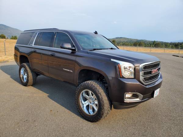 2016 GMC Yukon XL SLT**Excellent Condition**Lifted**Adult Owned** -... for sale in Grants Pass, OR – photo 8