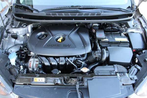 2015 Hyundai Elantra SE 4dr Sedan, Low Miles, Great on Gas - cars &... for sale in Omaha, IA – photo 20