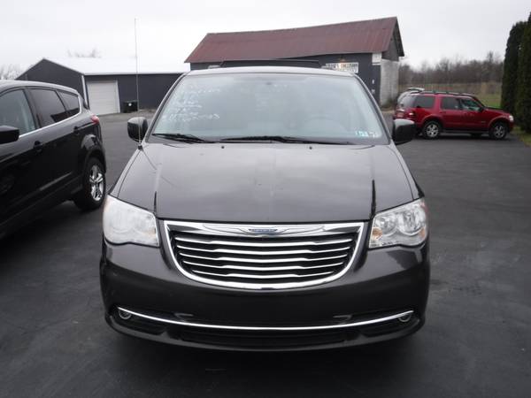 !! Southern Vehicle 2016 Chrysler Town & Country - cars & trucks -... for sale in North Rose, NY – photo 2