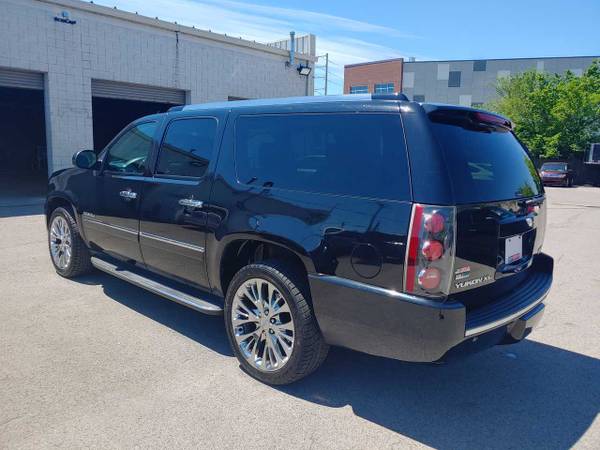 2012 GMC Yukon XL Black Buy Here Pay Here - - by for sale in Nashville, TN – photo 8
