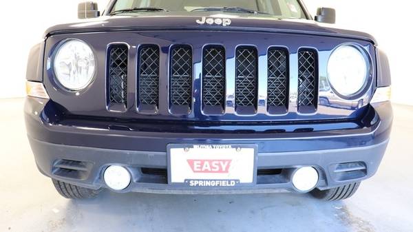 2016 Jeep Patriot FWD 4dr Sport SUV - - by dealer for sale in Springfield, OR – photo 4