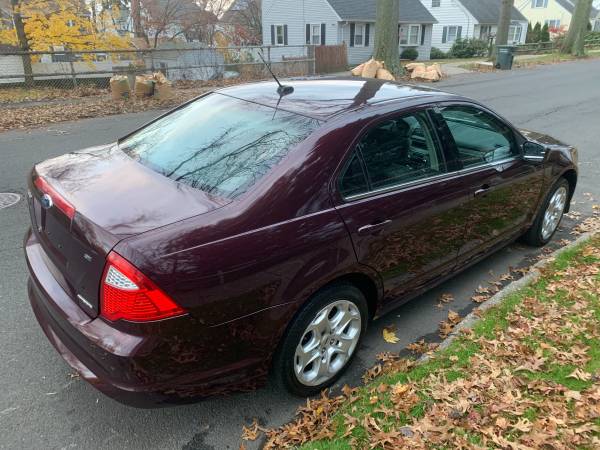 2011 FORD FUSION SE V6 - 3.0L, ONLY 2 OWNERS, RUNS 100%, NO... for sale in Bridgeport, CT – photo 2