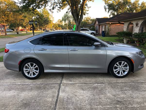 Forsale 2015 Chrysler 200 Limited, Low Miles 36, 500 Miles, Clean for sale in Other, TX – photo 4