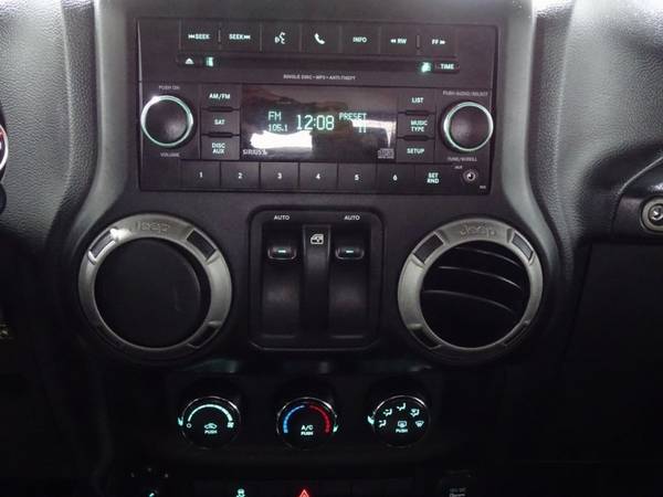 2012 Jeep Wrangler Sport !!Bad Credit, No Credit? NO PROBLEM!! -... for sale in WAUKEGAN, WI – photo 15