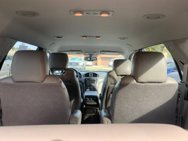 ★★★ 2014 Buick Enclave AWD / 3rd Row w/ Captain's Seats! ★★★ - cars... for sale in Grand Forks, ND – photo 12