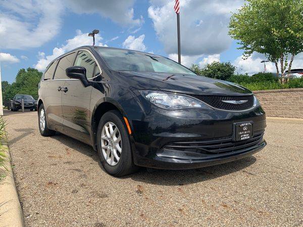 2017 Chrysler Pacifica Touring - Call/Text for sale in Akron, OH – photo 11