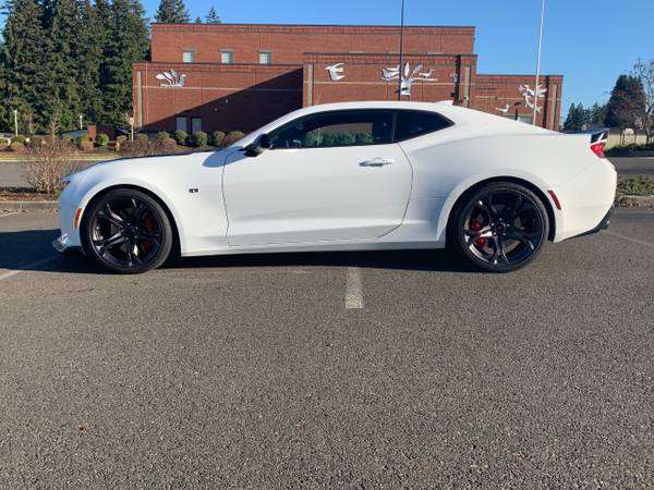 2018 Camaro SS 1LE - cars & trucks - by owner - vehicle automotive... for sale in Ridgefield, OR – photo 2