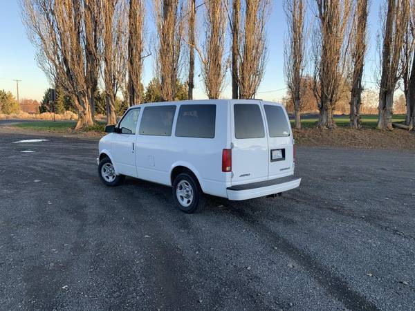 2003 Chevy Astro - Passenger Van - cars & trucks - by owner -... for sale in Ephrata, WA – photo 3