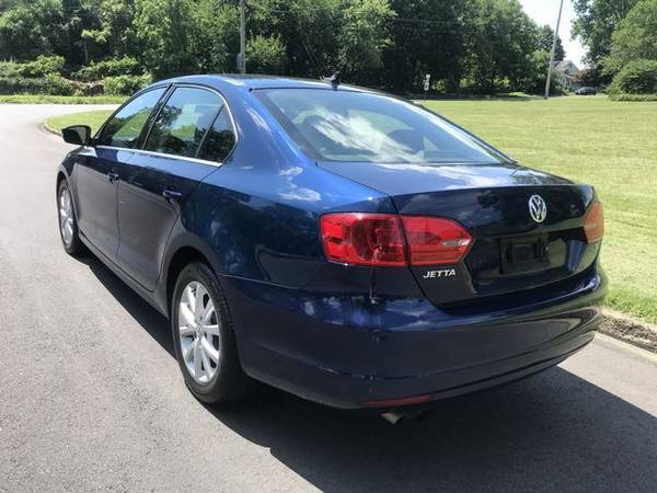 2014 Volkswagen Jetta - Financing Available! - cars & trucks - by... for sale in Morrisville, PA – photo 5