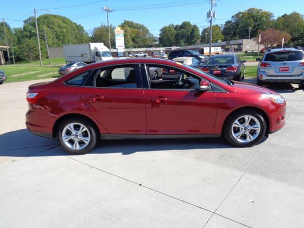 2013 Ford Focus SE Sedan for sale in Marion, IA – photo 5