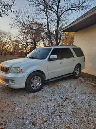 05 Lincoln Navigator - cars & trucks - by owner - vehicle automotive... for sale in Marietta, TX – photo 8