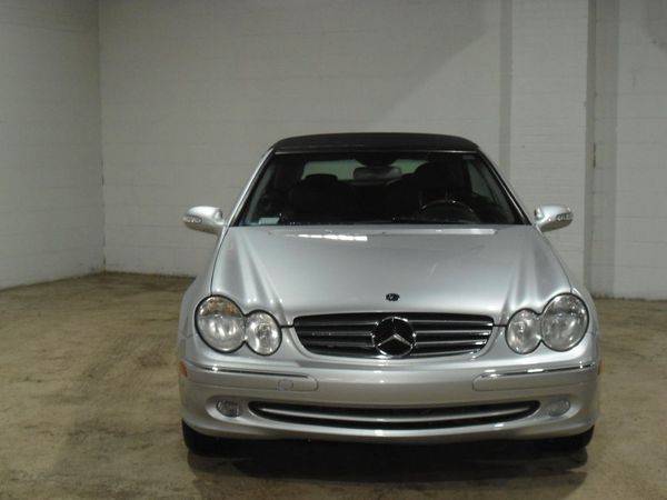 2005 MERCEDES-BENZ CLK 320 - FINANCING AVAILABLE-Indoor Showroom! for sale in PARMA, OH – photo 4