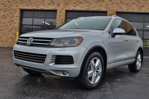 2012 Volkswagen Touareg 4dr TDI Lux Cool Silve for sale in Oak Forest, IL – photo 2