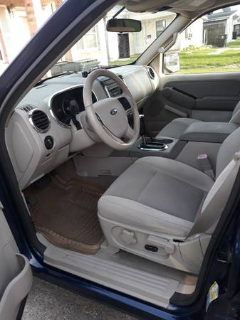 2006 Ford Explorer - cars & trucks - by owner - vehicle automotive... for sale in Carencro, LA – photo 6