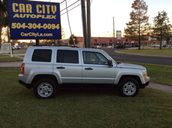 LOW MILES!!! 2012 Jeep Patriot *** FREE WARRANTY *** - cars & trucks... for sale in Metairie, LA – photo 4