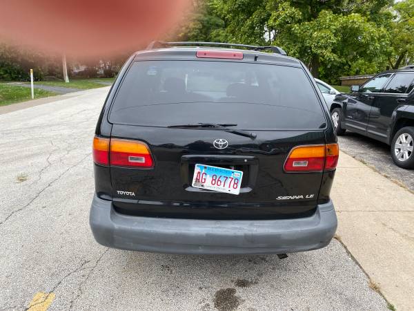 1999 Toyota Sienna Clean - cars & trucks - by owner - vehicle... for sale in West Chicago, IL. 60185, IL – photo 4