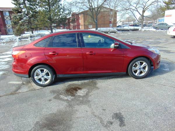 2013 Ford Focus SE - - by dealer - vehicle automotive for sale in Highland, IL – photo 18