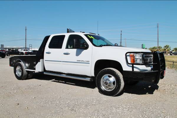 2014 GMC 3500 DENALI 4X4 - SKIRTED FLATBED -LOW MILES -LOADED - TX... for sale in Liberty Hill, IN – photo 17