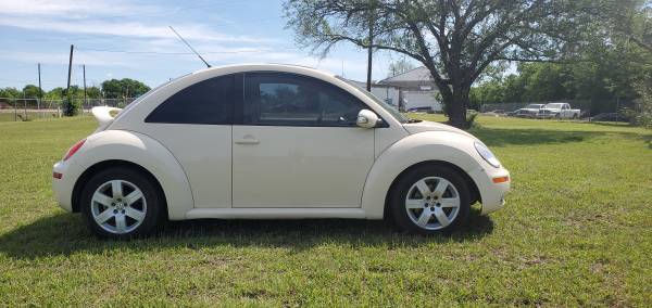 2007 Volkswagen Beetle - - by dealer - vehicle for sale in Kyle, TX – photo 5