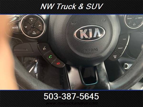 2014 Kia Soul Wagon 4D for sale in Milwaukee, OR – photo 18