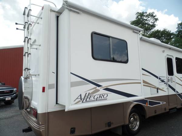 2003 *TIFFIN* *ALLEGRO* White for sale in Johnstown , PA – photo 19