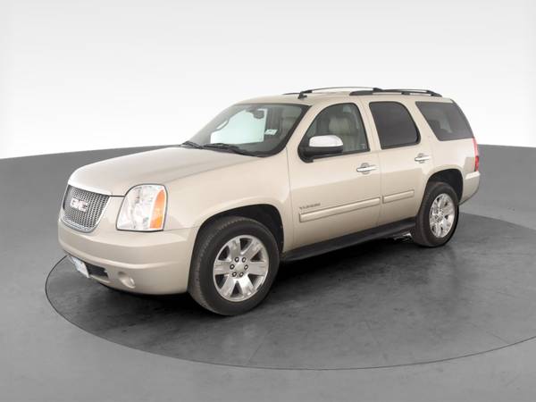 2013 GMC Yukon SLT Sport Utility 4D suv Gold - FINANCE ONLINE - cars... for sale in Valhalla, NY – photo 3