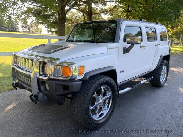 2006 *HUMMER* *H3* *4dr 4WD SUV* Birch White/LOADED! for sale in Bloomington, IL
