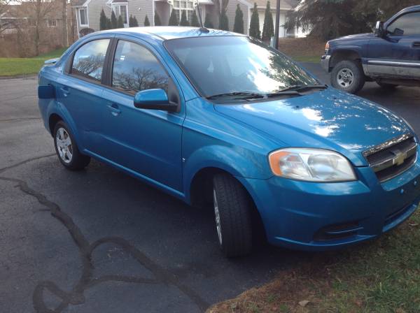 Chevrolet Aveo 2009 - cars & trucks - by owner - vehicle automotive... for sale in Holland , MI – photo 2
