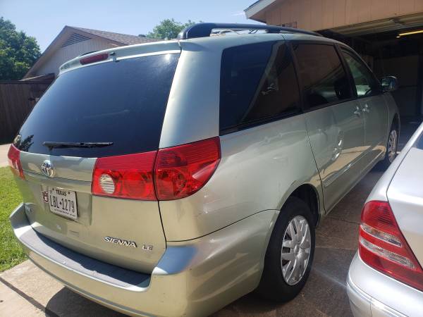 2006 Toyota Sienna Excellent Condition for sale in Plano, TX – photo 2