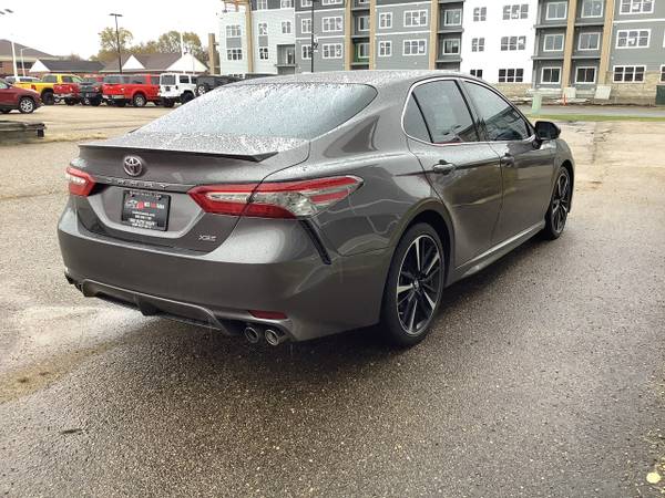 2018 Toyota Camry XSE Auto (Natl) - - by dealer for sale in Middleton, WI – photo 3