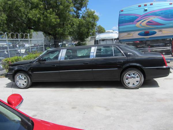 2011 cadilac DTS 12Kmile superior coach 6 door limo funeral car for sale in Hollywood, FL – photo 14