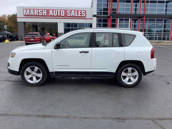 Reliable! 2010 Jeep Compass! We Finance! - cars & trucks - by dealer... for sale in Ortonville, MI – photo 2