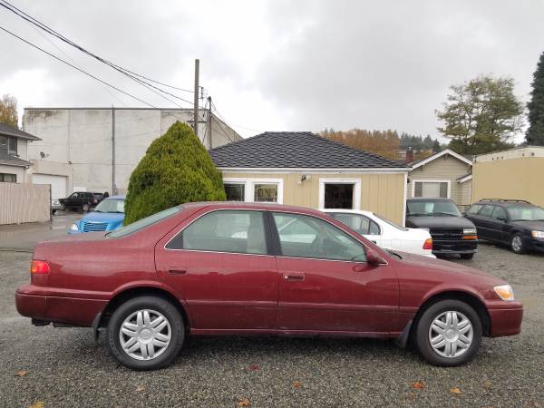 2000 Toyota Camry Le *Great on gas* - cars & trucks - by dealer -... for sale in Renton, WA – photo 4