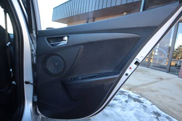 2016 Hyundai Veloster Base Hatchback - - by dealer for sale in Longmont, CO – photo 22