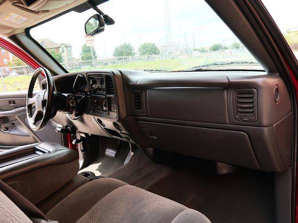 2004 Chevrolet Chevy Silverado 2500HD SL EXT.CAB LONG BED GASOLINE... for sale in Houston, TX – photo 22