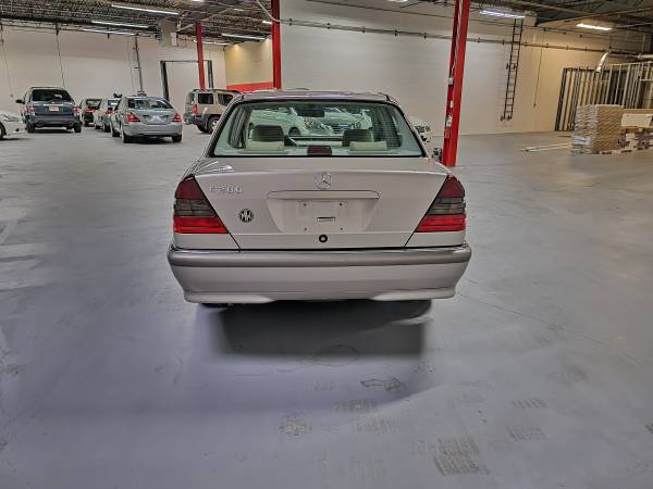 Collector Grade 1999 Mercedes-Benz C280 only 92k miles! Rust free -... for sale in Northbrook, IL – photo 5