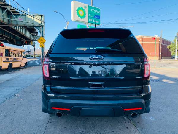 2014 Ford Explorer 4WD SPORT Edition Clean CarFax 29 Records - cars... for sale in Brooklyn, NY – photo 4