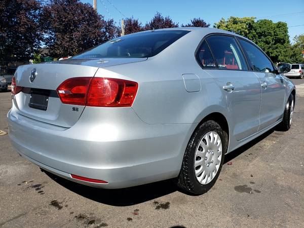 2014 Volkswagen Jetta ((Auto, Clean, 63k)) - cars & trucks - by... for sale in Roseburg, OR – photo 6